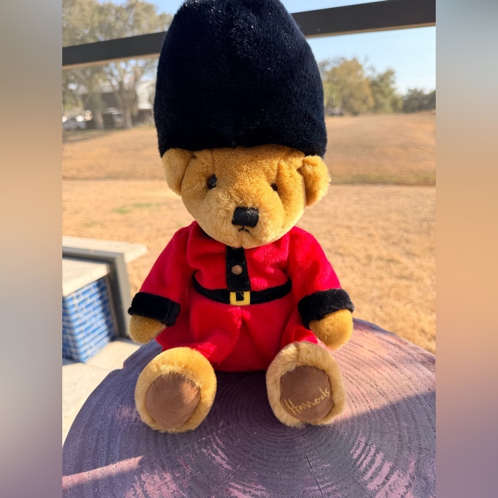 Harrods Teddy Bear London Palace Royal Guard Knightsbridge Plush Toy 13 Inch